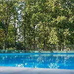 Geschakelde Recreatiewoning Met Omheinde Tuin Posterholt