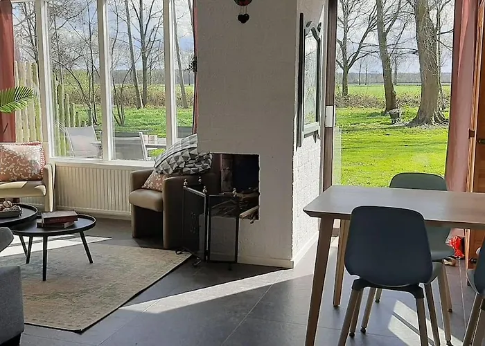 Geschakelde Recreatiewoning Met Omheinde Tuin Posterholt