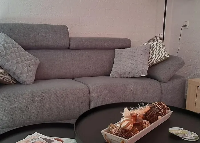 Ferienhaus Geschakelde Recreatiewoning Met Omheinde Tuin